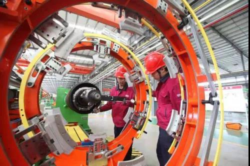 生产一条轮胎只需要40秒 生产一条轮胎只需要40秒