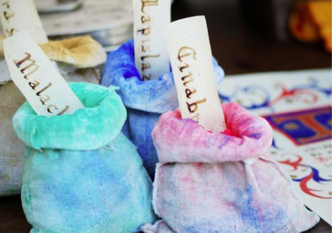 光固化涂料在塑料、真空镀膜、金属、皮革等领域中发挥优势! 光固化涂料在塑料、真空镀膜、金属、皮革等领域中发挥优势!