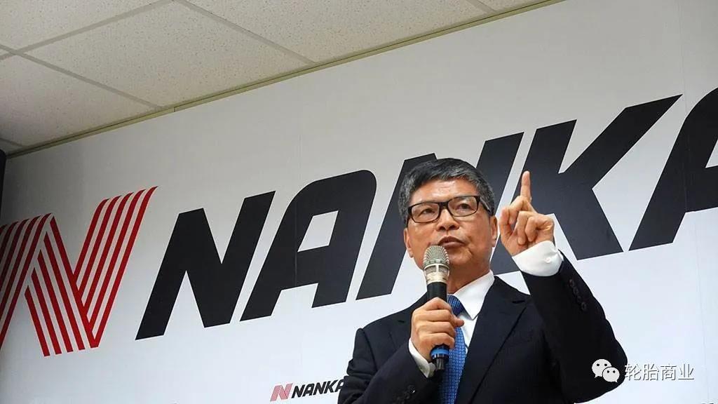 林学圃的强势作风,引发外界对其评价两极 林学圃的强势作风,引发外界对其评价两极